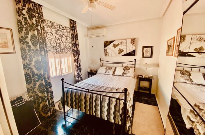 Image No.3-2 Bed Property for sale