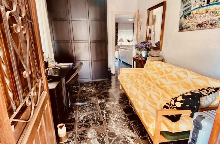 Image No.31-2 Bed Property for sale