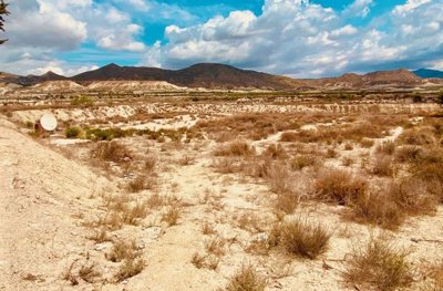 o1jkgbct31er31bib17jm1iks6qk1m