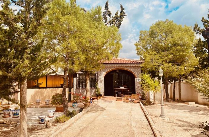 Image No.5-2 Bed Property for sale