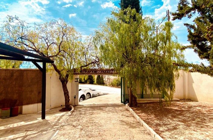 Image No.8-2 Bed Property for sale