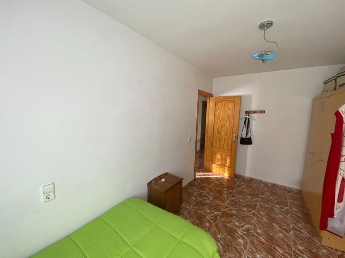 Image No.15-4 Bed Townhouse for sale