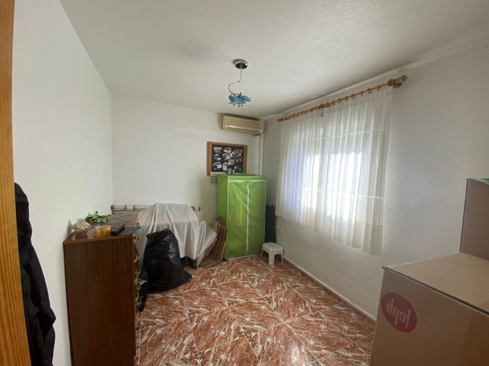 Image No.16-4 Bed Townhouse for sale