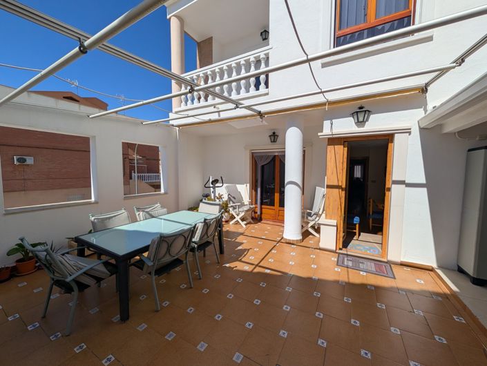 Image No.29-5 Bed Townhouse for sale