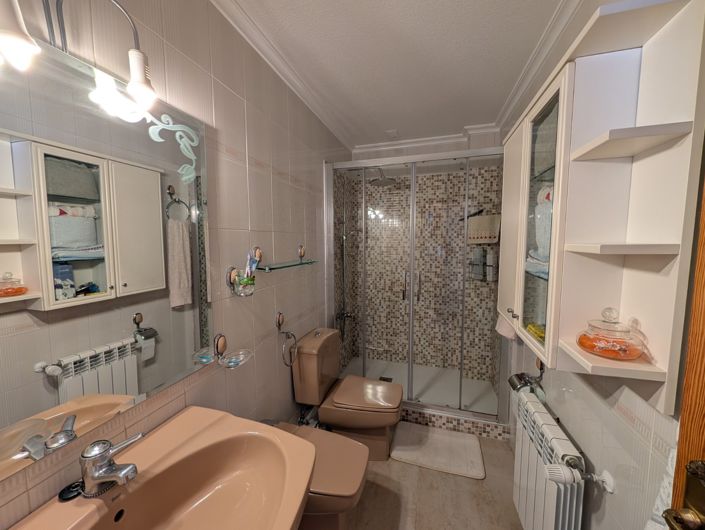 Image No.47-5 Bed Townhouse for sale