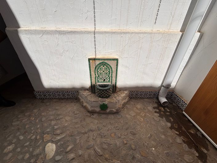 Image No.11-1 Bed Property for sale