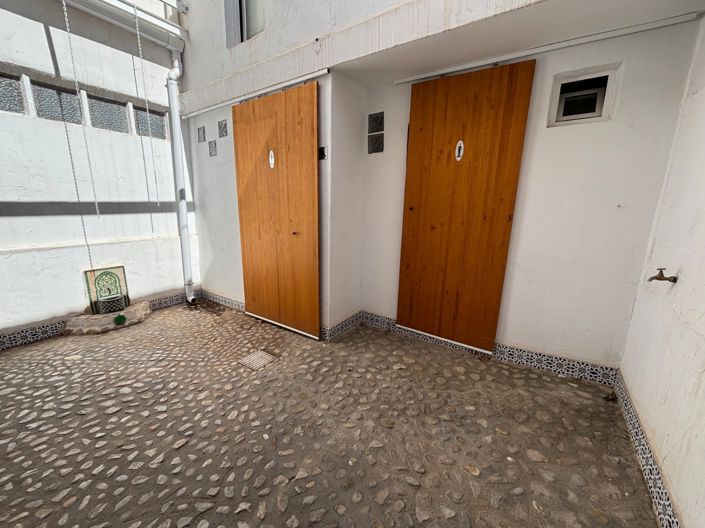 Image No.2-1 Bed Property for sale