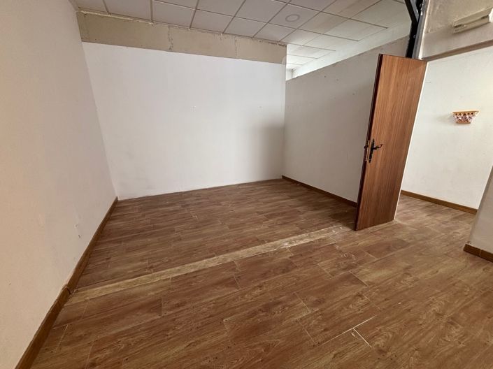 Image No.6-1 Bed Property for sale