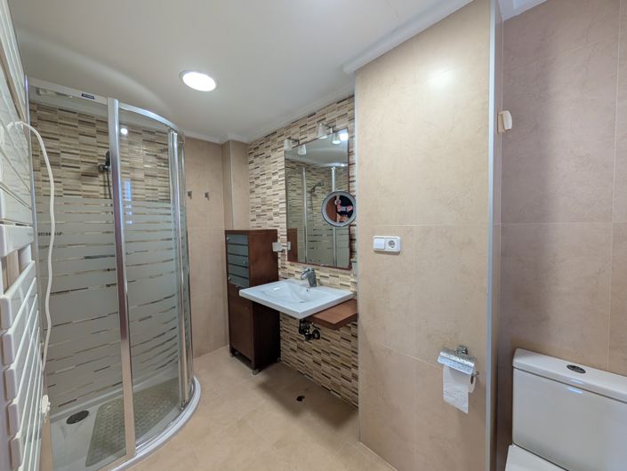 Image No.11-4 Bed Apartment for sale