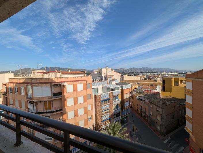 Image No.23-4 Bed Apartment for sale