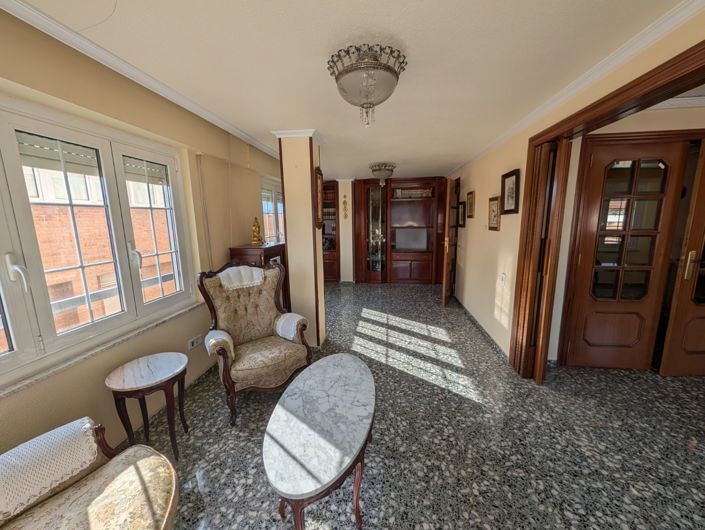 Image No.24-4 Bed Apartment for sale