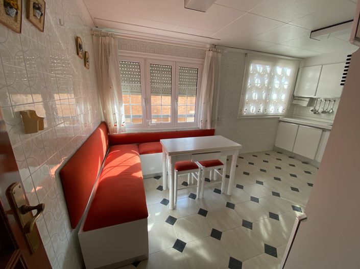 Image No.43-4 Bed Apartment for sale