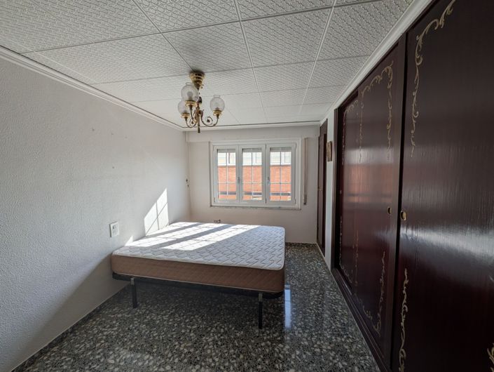 Image No.7-4 Bed Apartment for sale