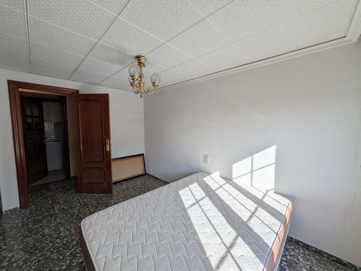 Image No.9-4 Bed Apartment for sale