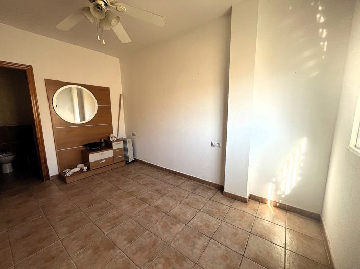 Image No.29-4 Bed Villa for sale