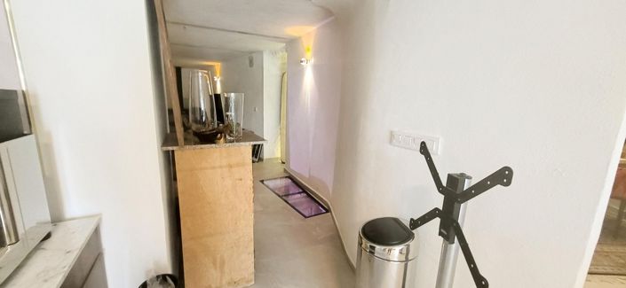 Image No.20-2 Bed House for sale