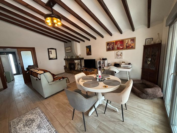 Image No.3-Villa de 6 chambres à vendre à Petrer