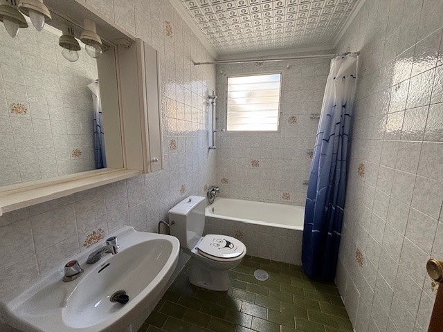 Image No.14-4 Bed Apartment for sale