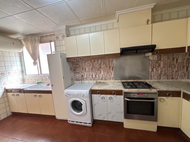 Image No.7-4 Bed Apartment for sale