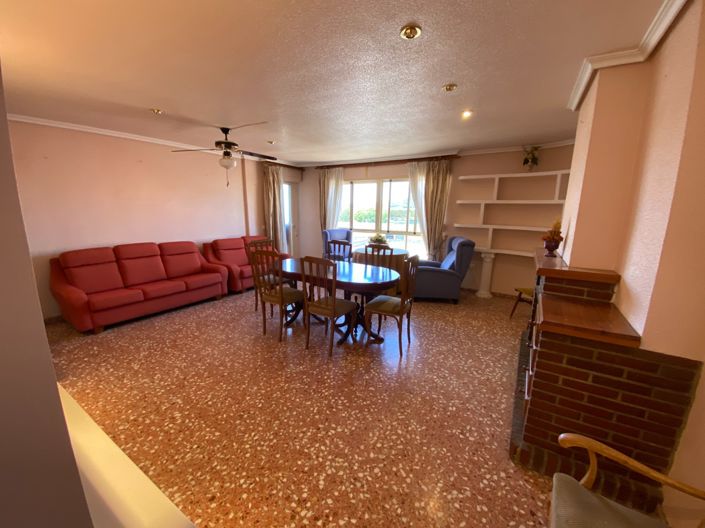 Image No.18-Appartement de 4 chambres à vendre à Sax