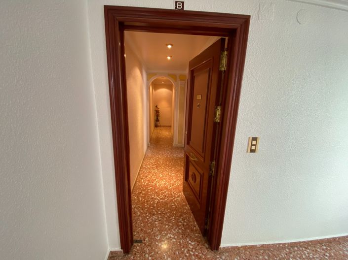 Image No.6-Appartement de 4 chambres à vendre à Sax
