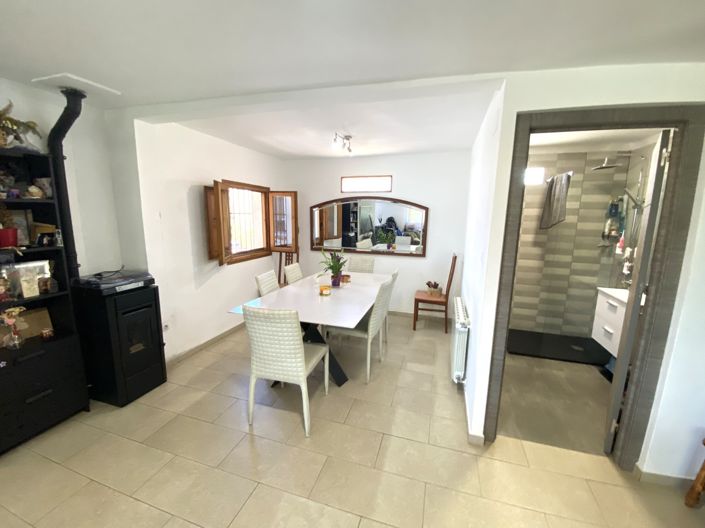 Image No.31-4 Bed Property for sale