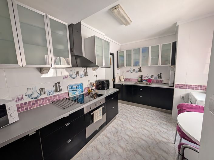Image No.2-3 Bed Apartment for sale