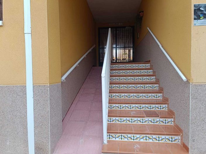 Image No.25-2 Bed Apartment for sale