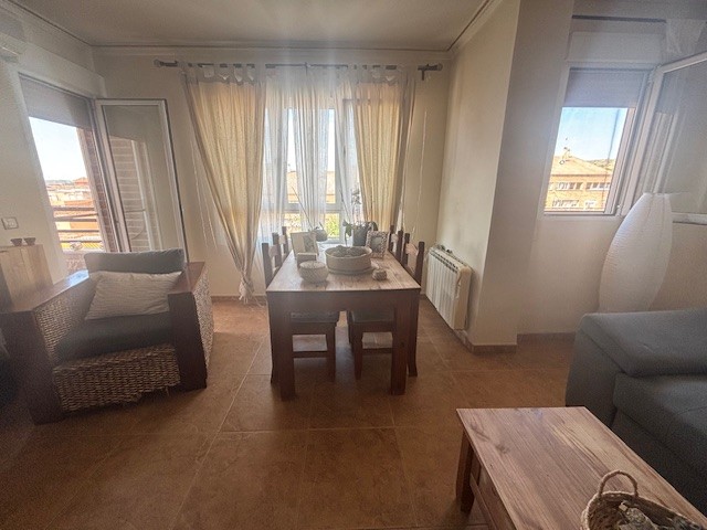 Image No.10-3 Bed Apartment for sale