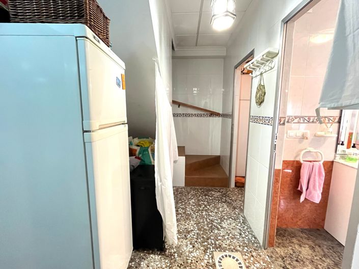 Image No.10-2 Bed Townhouse for sale