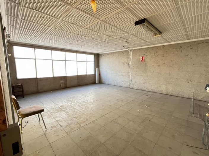 Image No.2-Propriété de 1 chambre à vendre à Sax