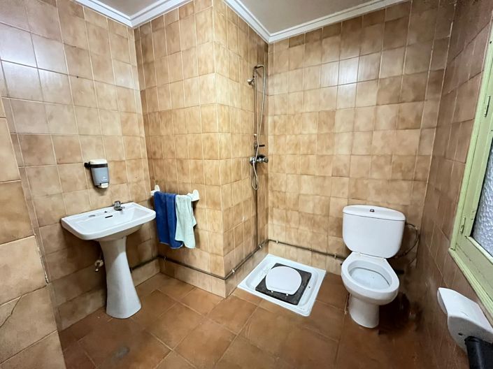 Image No.4-Propriété de 1 chambre à vendre à Sax
