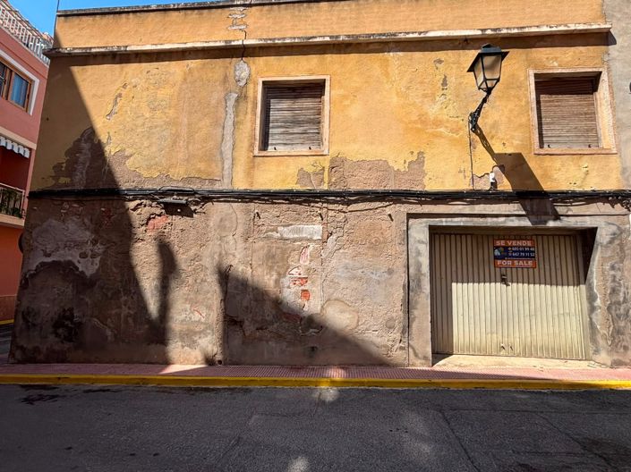Image No.3-4 Bed Townhouse for sale