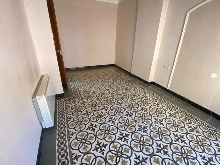 Image No.28-4 Bed Townhouse for sale