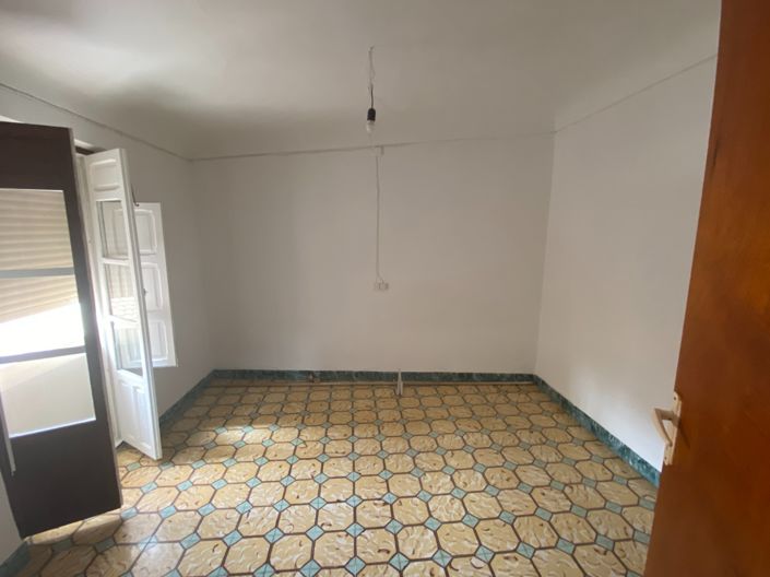 Image No.29-4 Bed Townhouse for sale