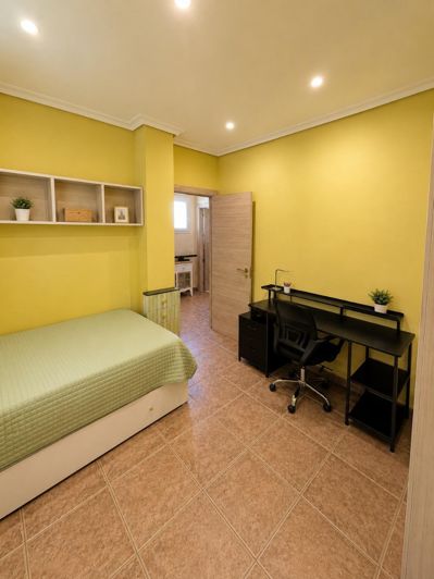 Image No.12-3 Bed Townhouse for sale