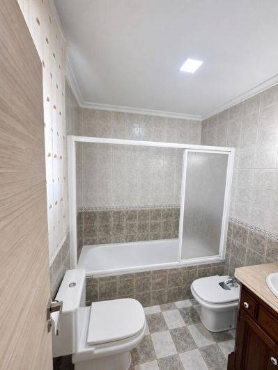 Image No.6-3 Bed Townhouse for sale