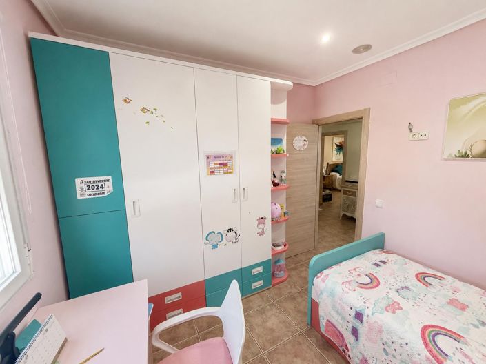Image No.7-3 Bed Townhouse for sale