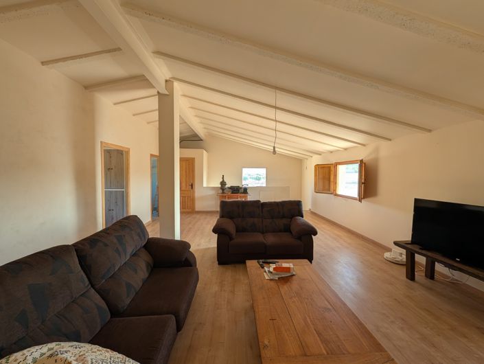 Image No.15-3 Bed Country House for sale