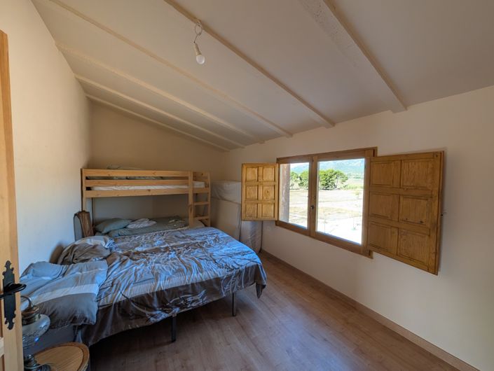 Image No.18-3 Bed Country House for sale