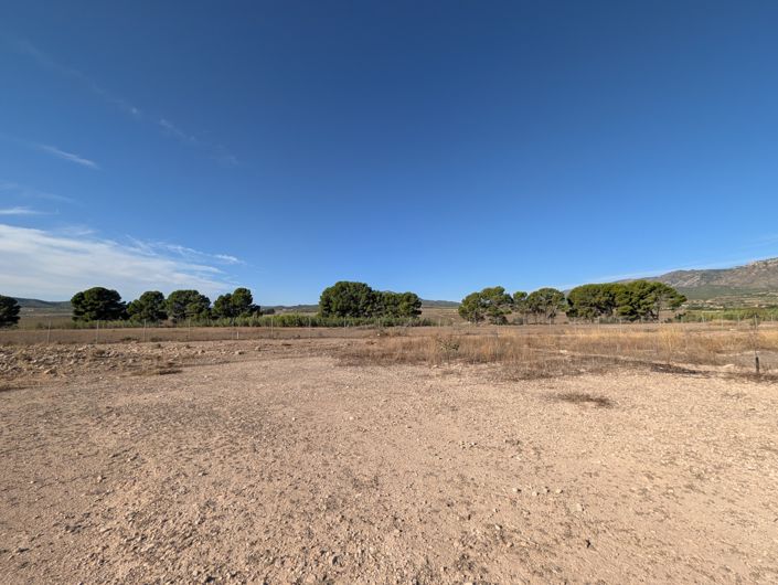 Image No.2-3 Bed Country House for sale