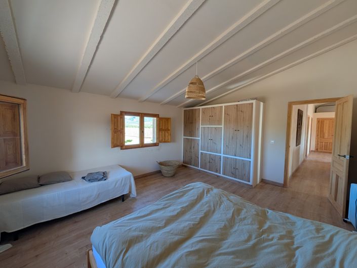 Image No.21-3 Bed Country House for sale