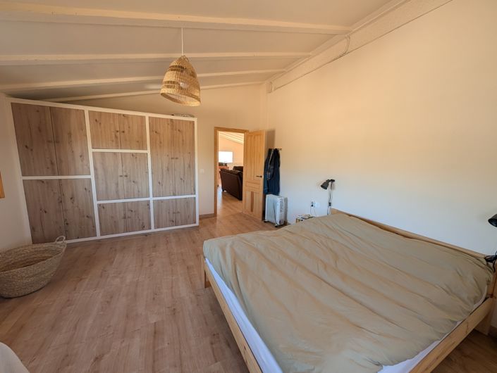 Image No.25-3 Bed Country House for sale