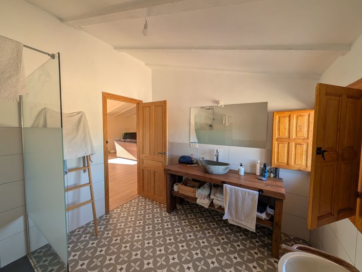 Image No.28-3 Bed Country House for sale