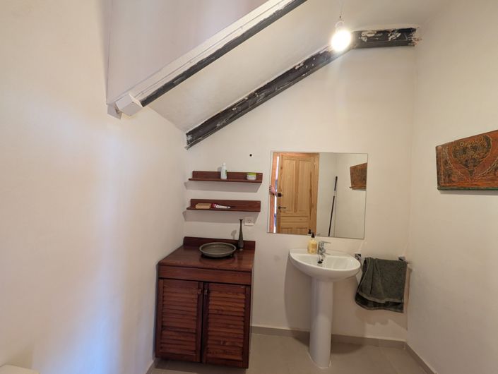 Image No.31-3 Bed Country House for sale