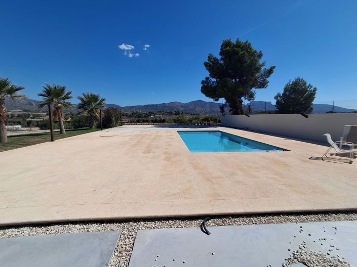 Image No.32-7 Bed Villa for sale