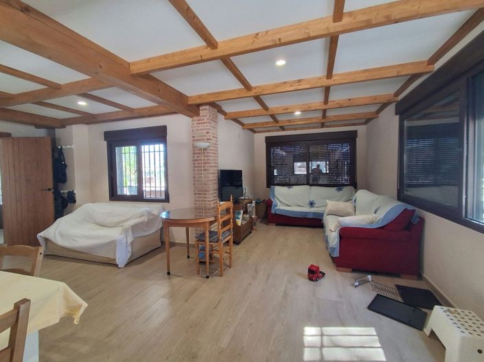 Image No.5-7 Bed Villa for sale