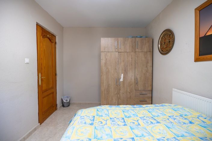 Image No.28-5 Bed Villa for sale