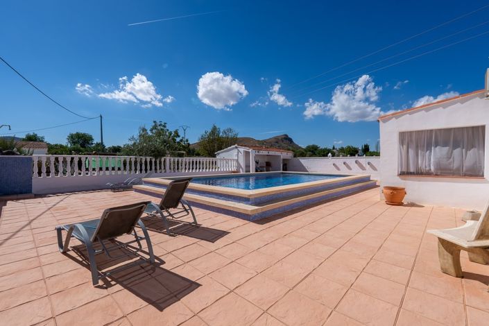 Image No.33-5 Bed Villa for sale