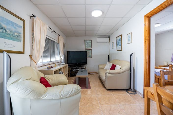 Image No.42-5 Bed Villa for sale